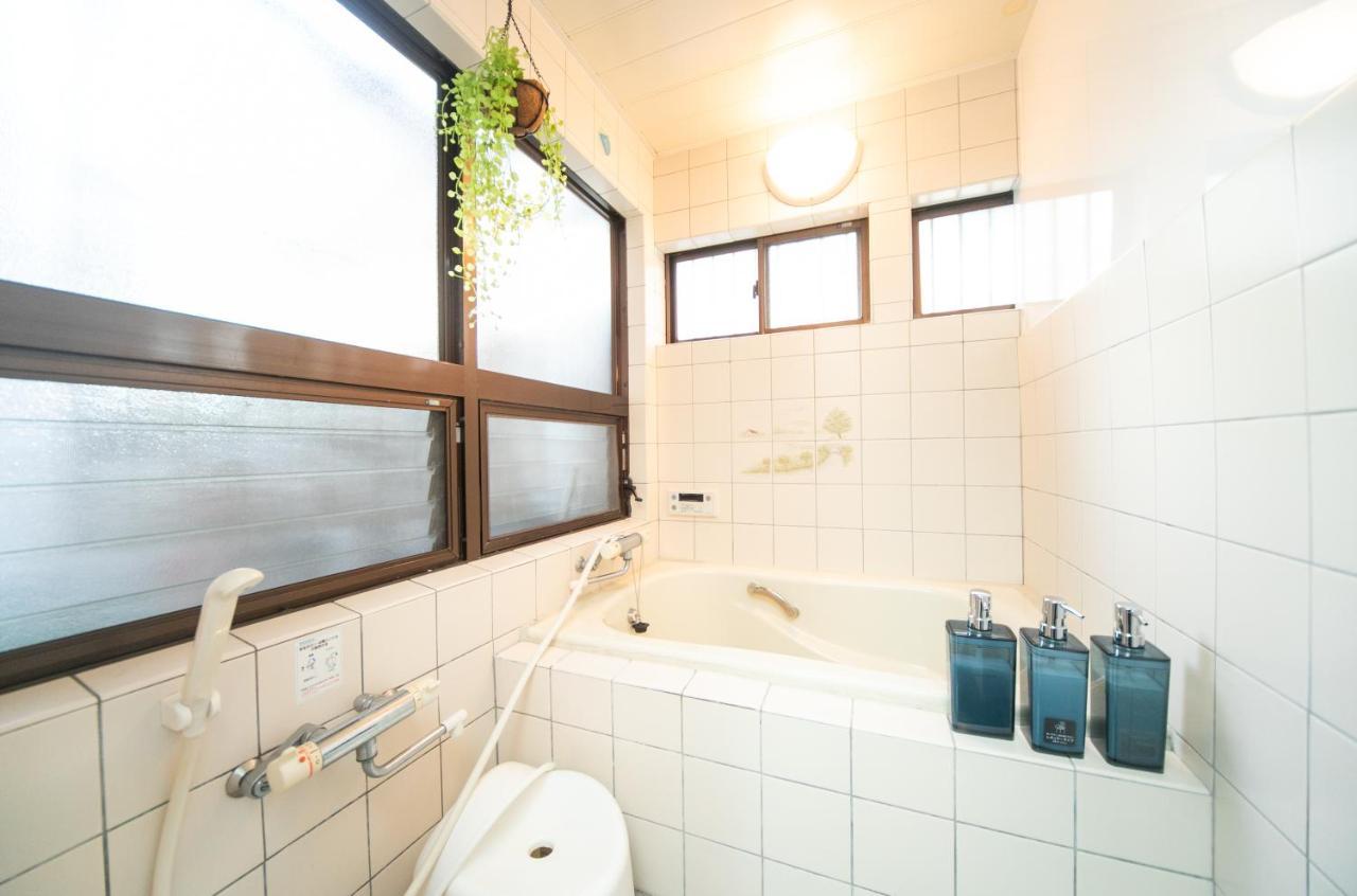 Holiday home Very Convenient To Kyosera Dome Osaka